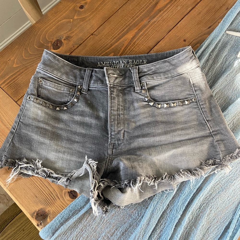American eagle high rise shorts